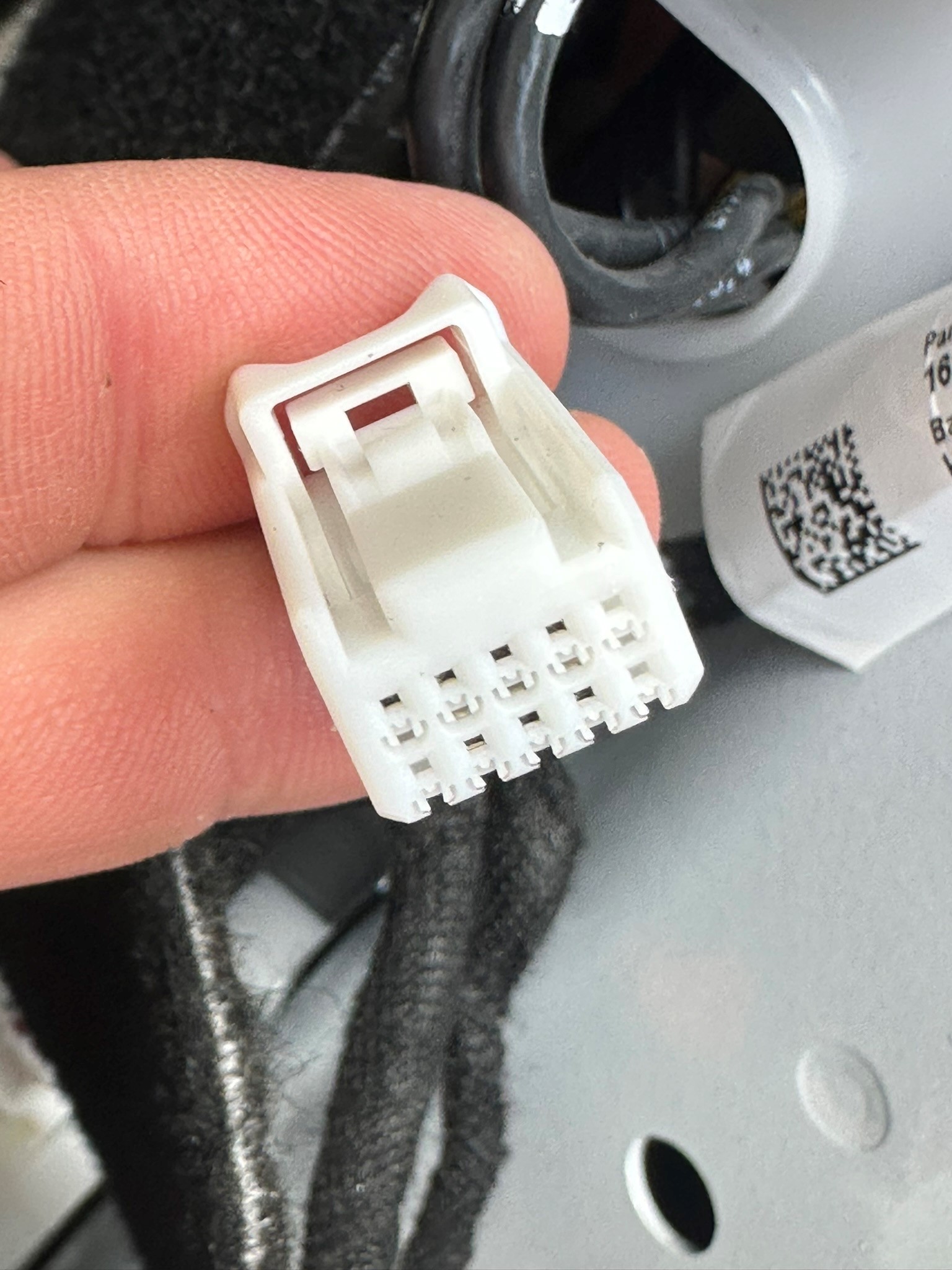 White Plug Pins