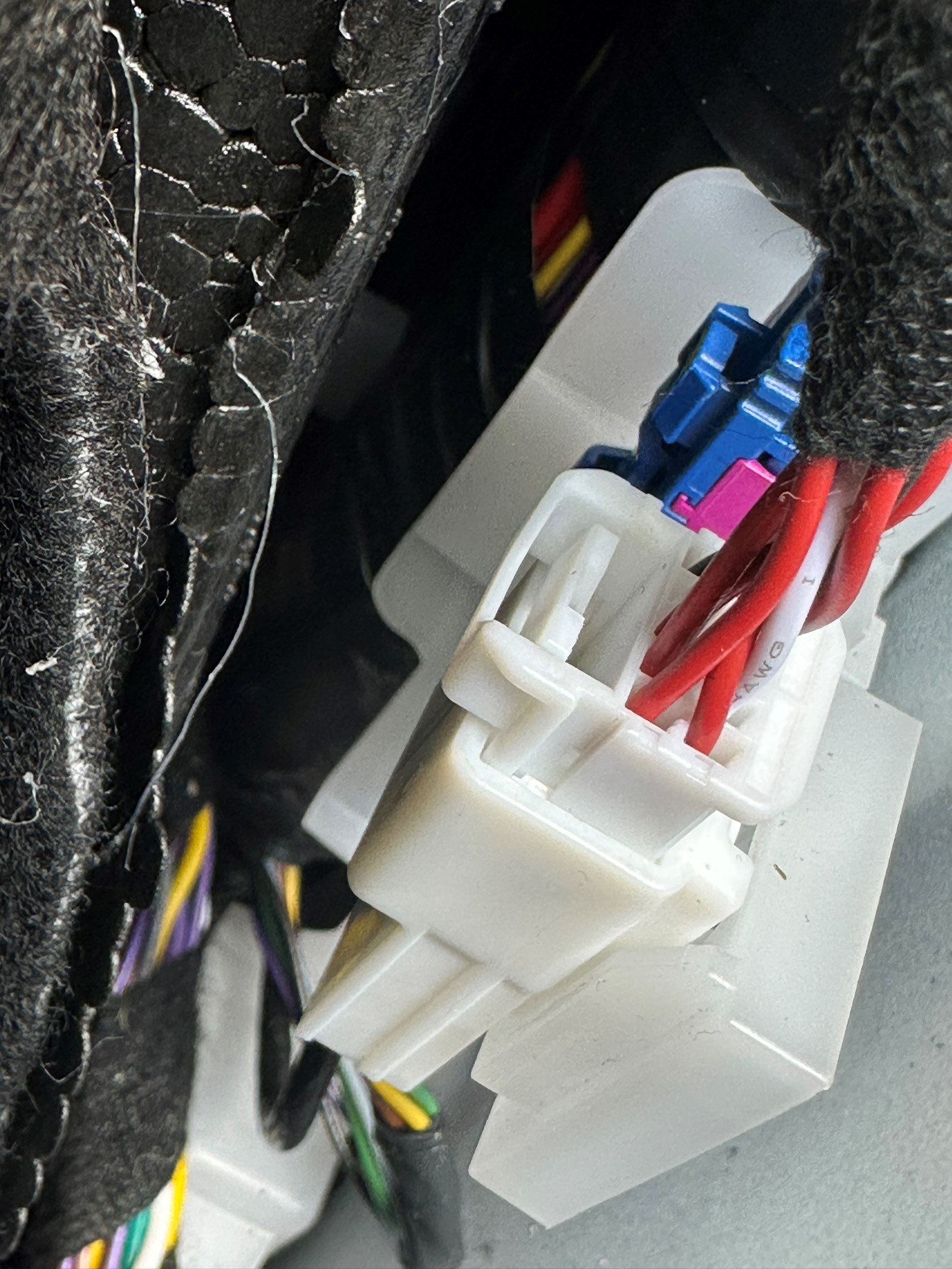White Plug Splitter Plugged In