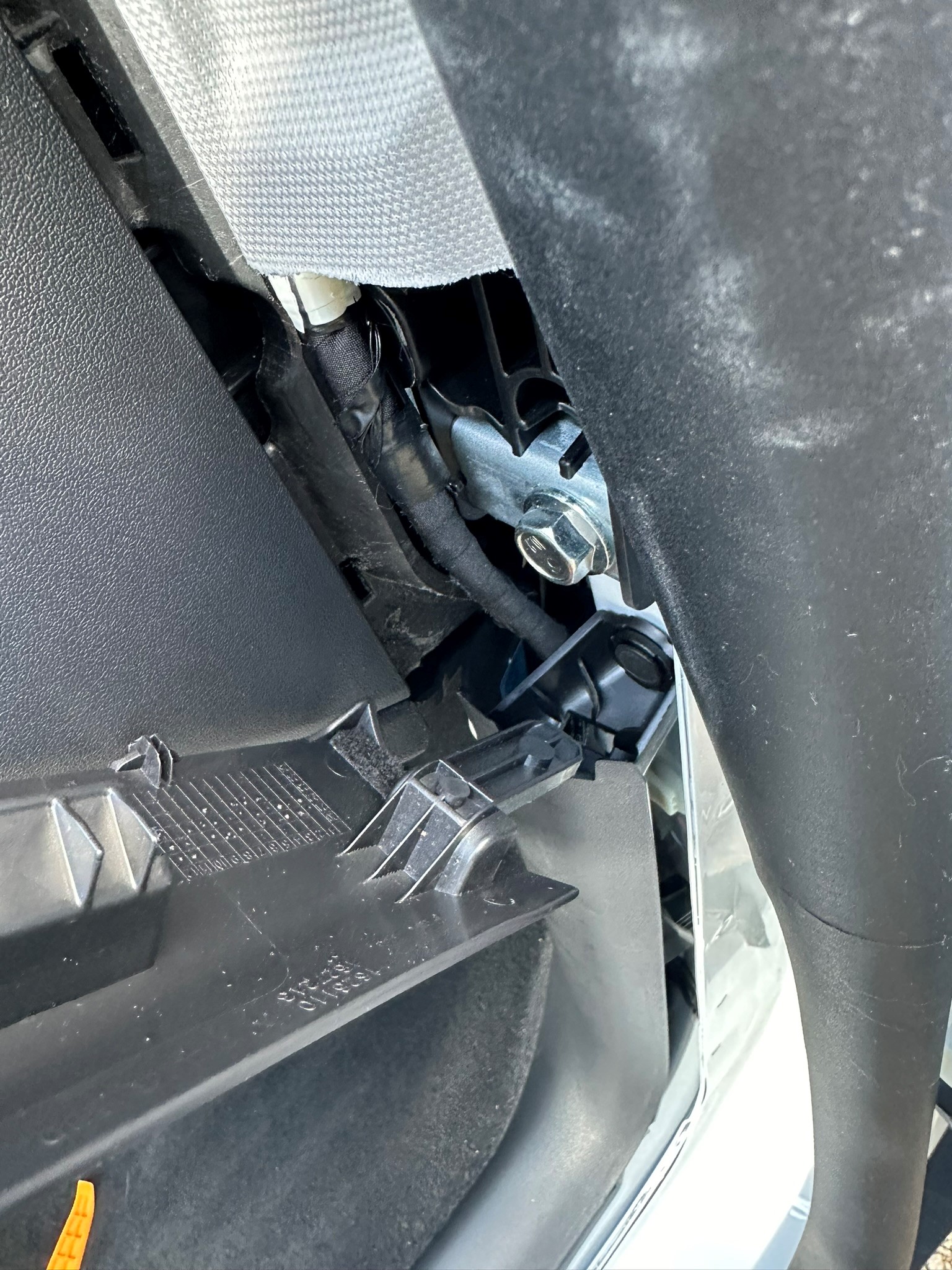 Put the top plastic back in place