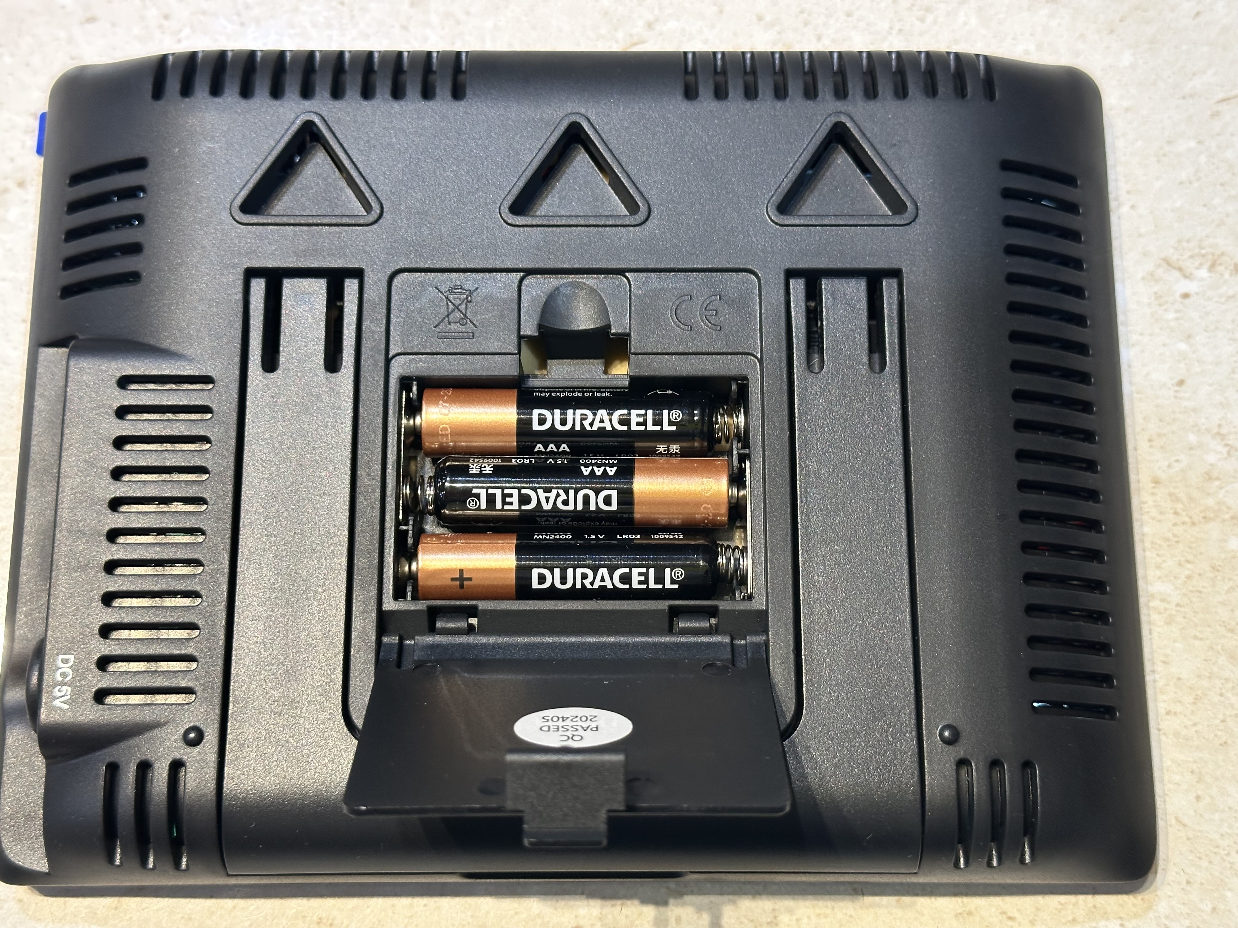 Batteries added to the screen